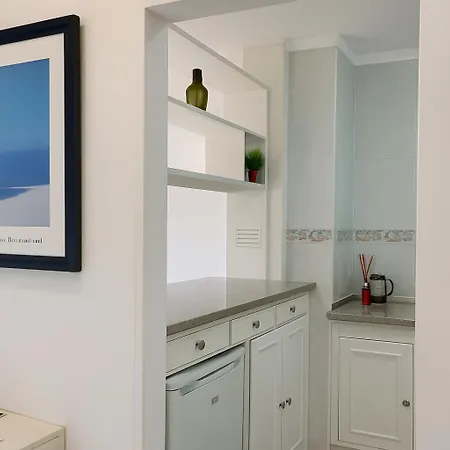 2 Bedroom With 2 Ac, Balcony And Ocean Views Apartman Arona